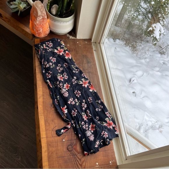 Small flora  skirt - Picture 5 of 5